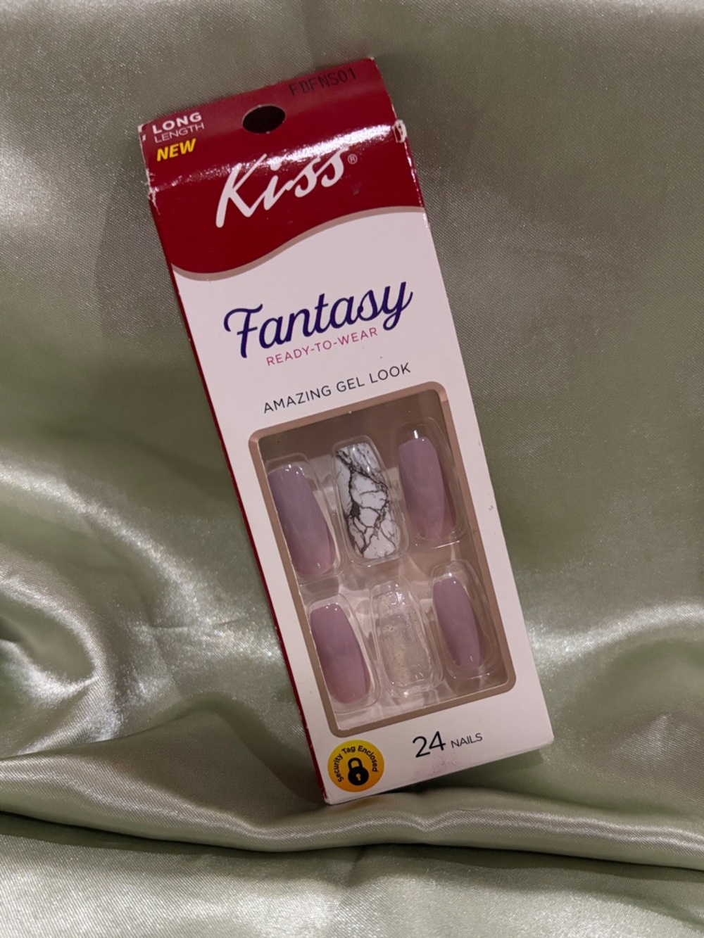 Kiss Kids Press-On Nails in Lilac with Marble Accent